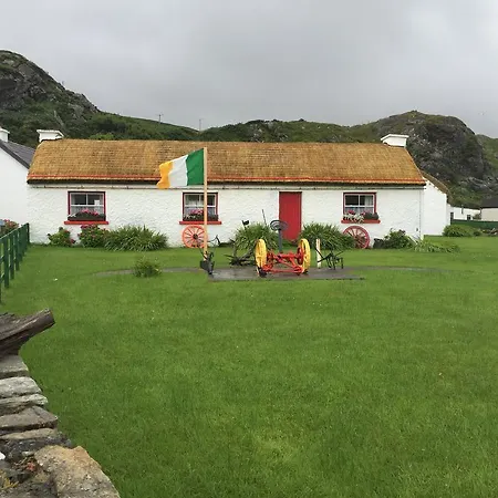 Pensionat The Cove 4*